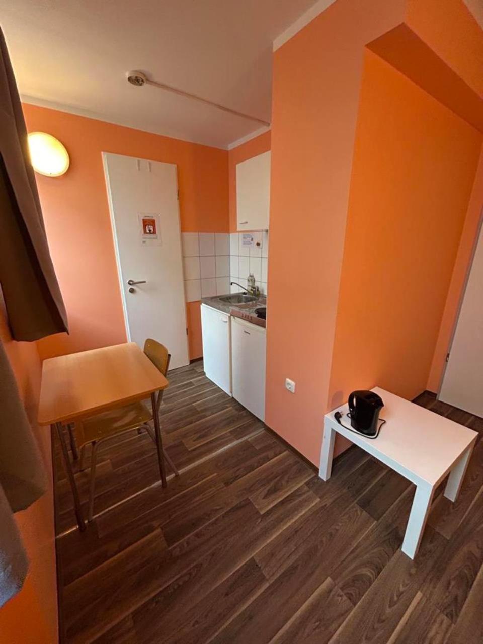 Budget Station Aparthostel Appartement *