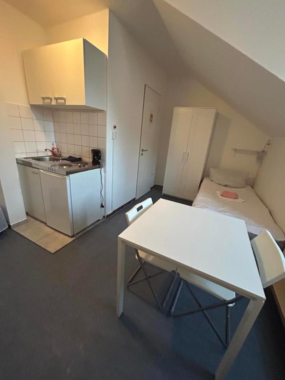 Budget Station Aparthostel Appartement