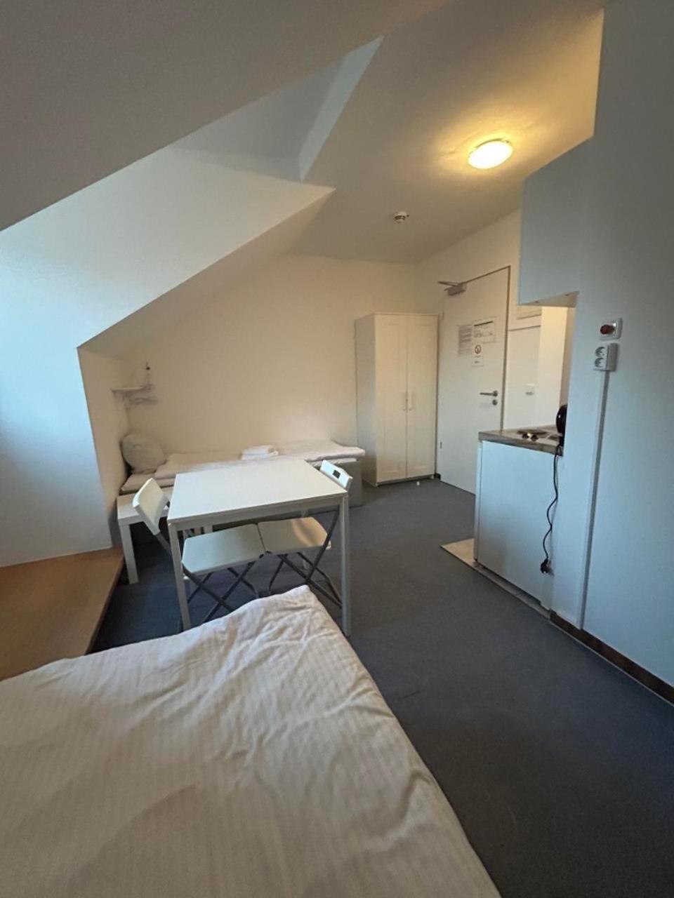 Budget Station Aparthostel Appartement
