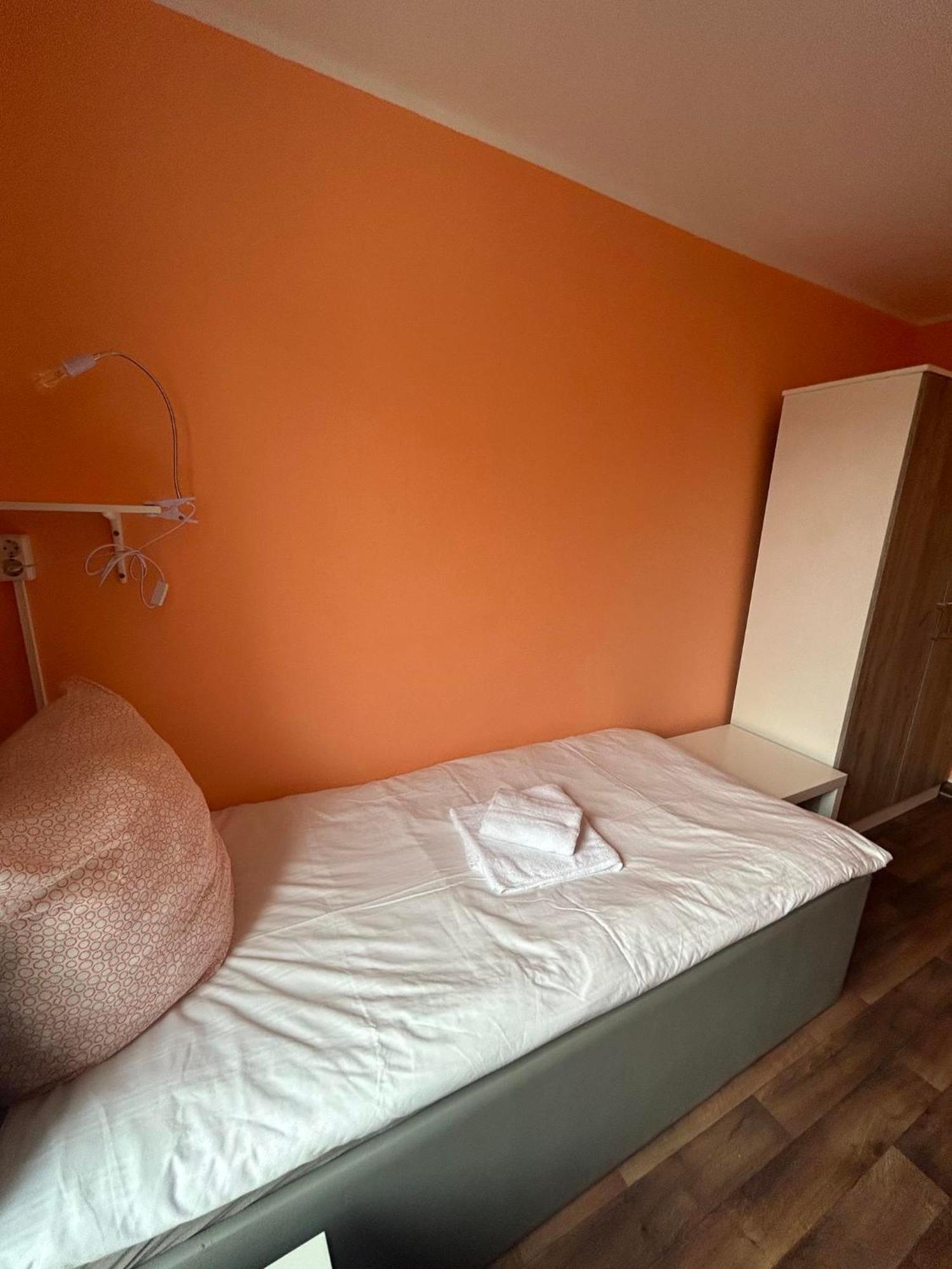 Budget Station Aparthostel * Munich