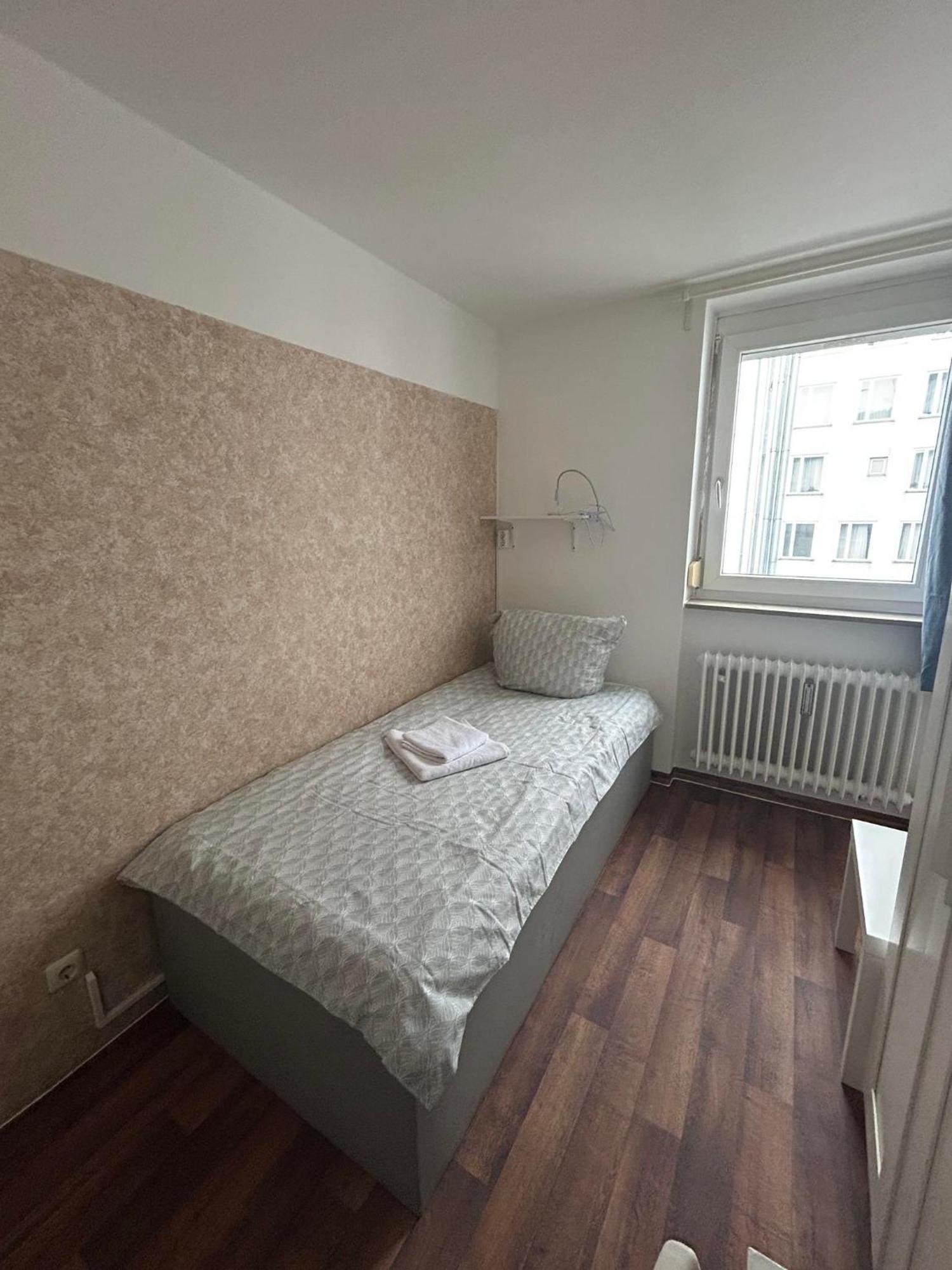 Budget Station Aparthostel Apartment Munich